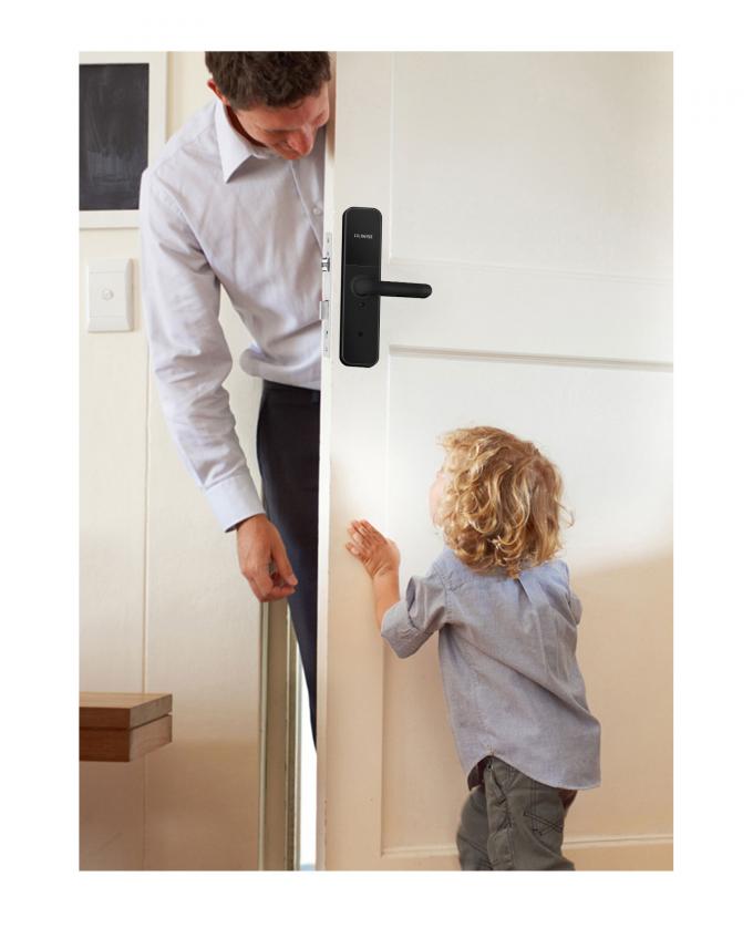 Cerradura de puerta biométrica de la cerradura del OEM de la huella dactilar elegante teledirigida de la seguridad en el hogar 3