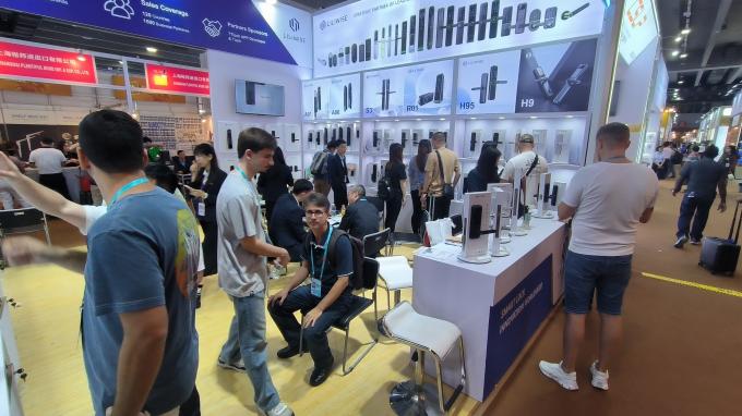 Liliwise autom&aacute;tico personalizado Wifi resistente al agua Campanilla incorporada desbloquea cerraduras inteligentes Tuya Ttlock Cerradura de puerta inteligente con huella digital 28